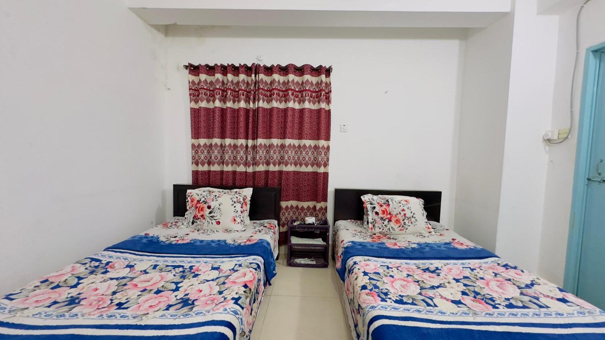Mohammadia Restaurant & Guest House Near United Hospital ธากา ภายนอก รูปภาพ