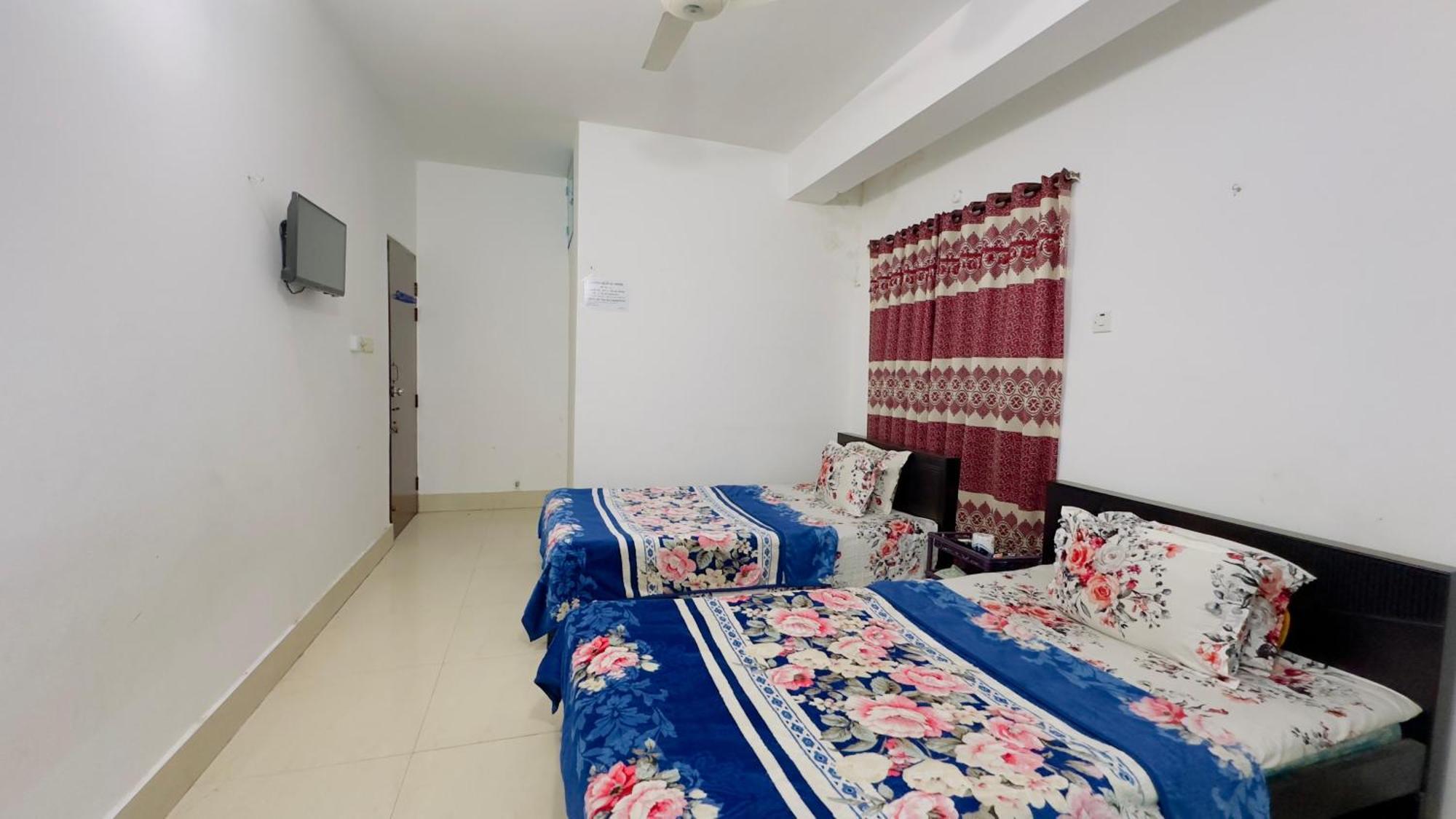 Mohammadia Restaurant & Guest House Near United Hospital ธากา ภายนอก รูปภาพ