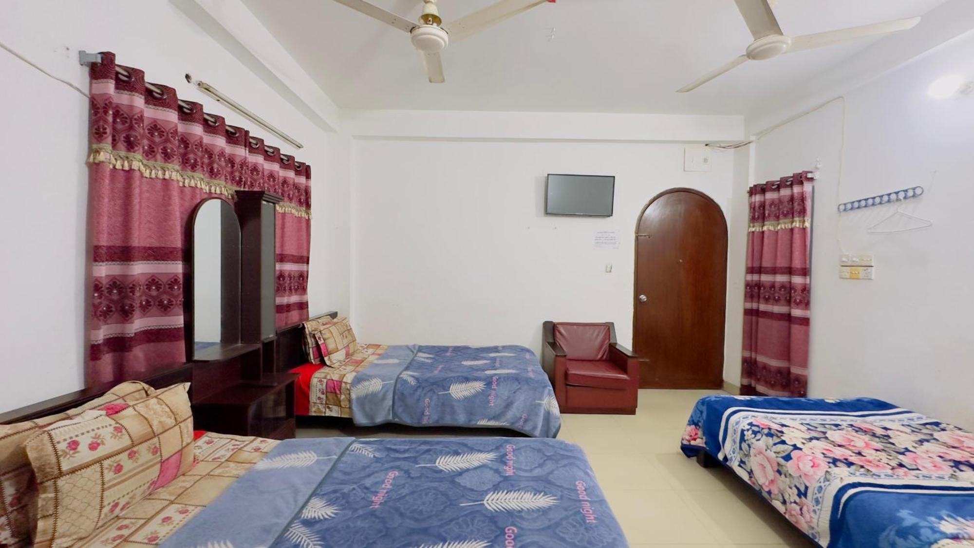 Mohammadia Restaurant & Guest House Near United Hospital ธากา ภายนอก รูปภาพ