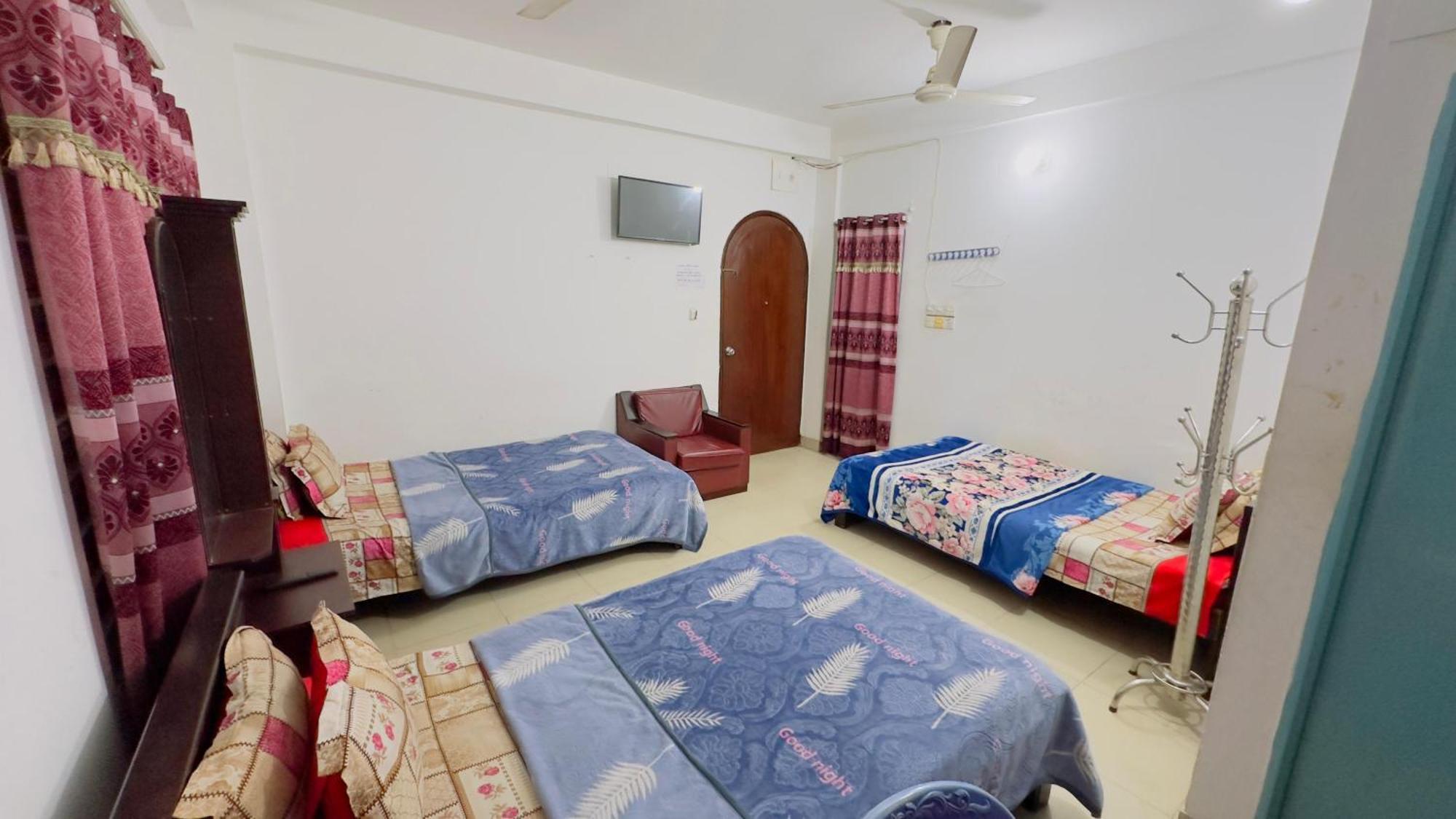 Mohammadia Restaurant & Guest House Near United Hospital ธากา ภายนอก รูปภาพ