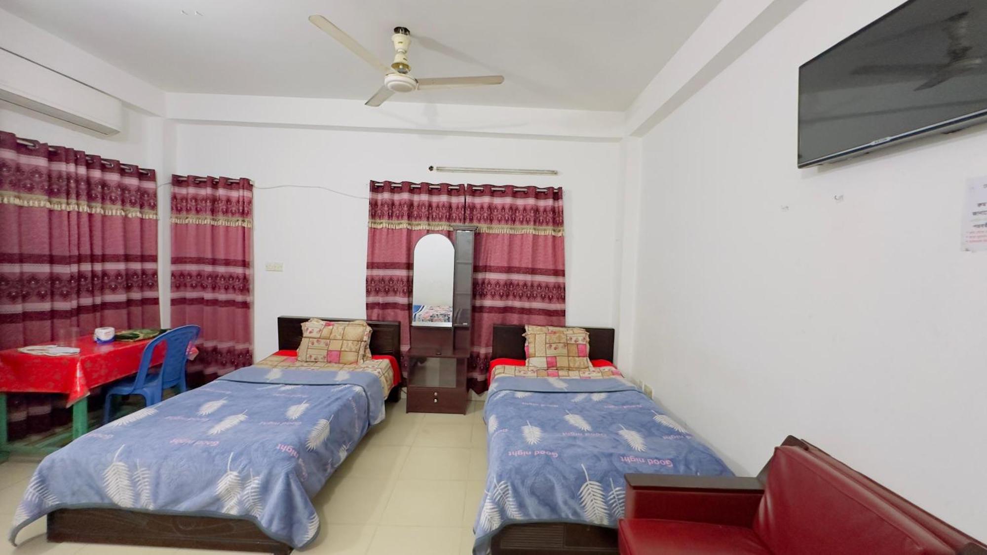 Mohammadia Restaurant & Guest House Near United Hospital ธากา ภายนอก รูปภาพ